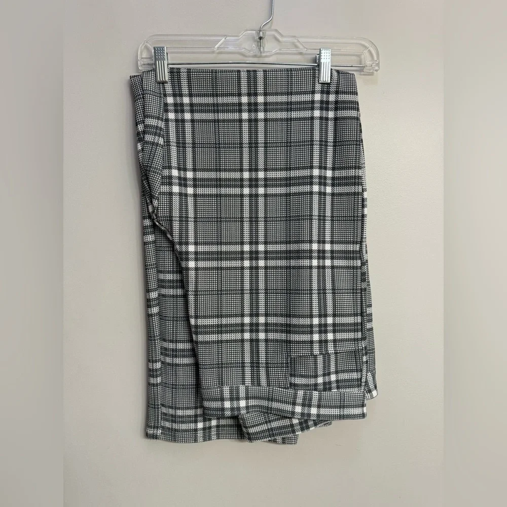Lily by Firmiana Plaid Pants